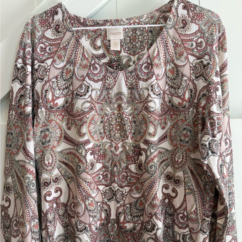 Chico’s Top Women’s 2 Large Multicolor‎ Paisley Long Sleeve V Neck Stretch